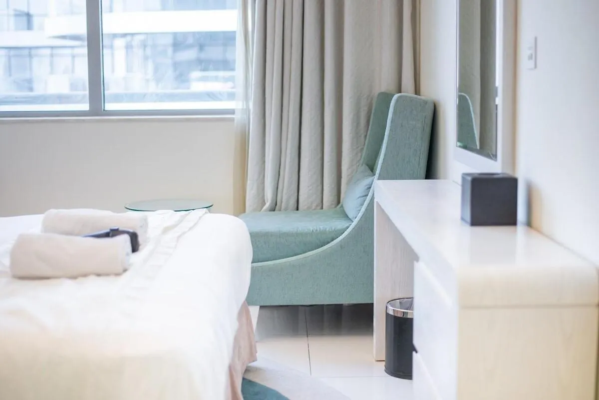 Elegant 1-Bedroom Apartment For 2 At Downtown Dubai With Stunning Canal & Skyline Views