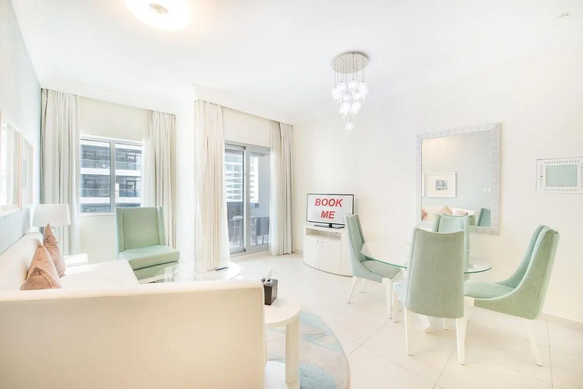 Elegant 1-Bedroom Apartment For 2 At Downtown Dubai With Stunning Canal & Skyline Views